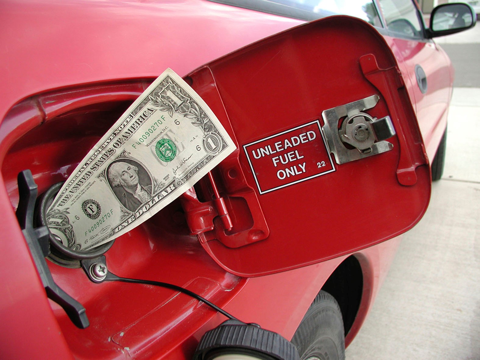 Экономия бензина - одна из основных задач современных автомобилистов