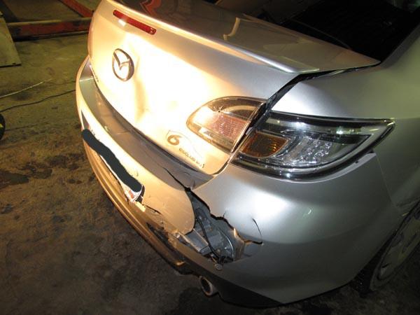 Mazda 6. Требуется ремонт заднего бампера